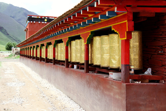 轉(zhuǎn)經(jīng)筒