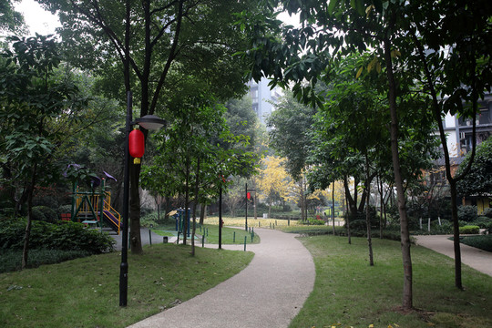 龍湖地產(chǎn)