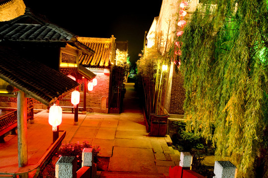 臺(tái)兒莊古城夜景