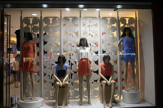 服裝櫥窗