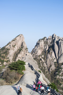 黃山鰲魚峰