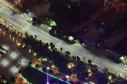 街道夜景