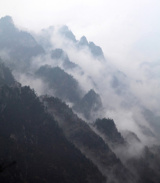 高山上的流云