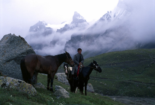 天山秘境 天山牧場 牧馬人