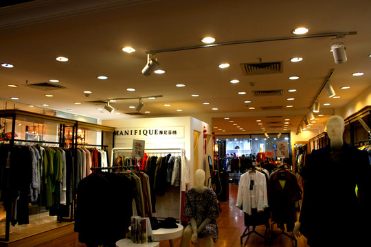 服裝店裝飾