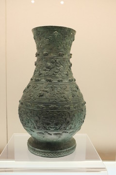 鳥獸龍紋壺