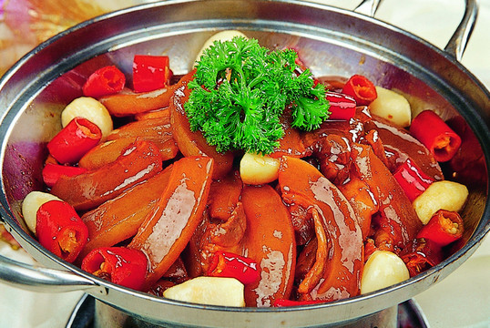 干鍋帶皮牛肉