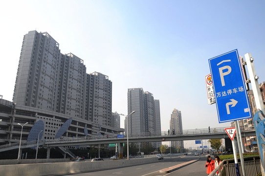 城市道路 商業(yè)建筑