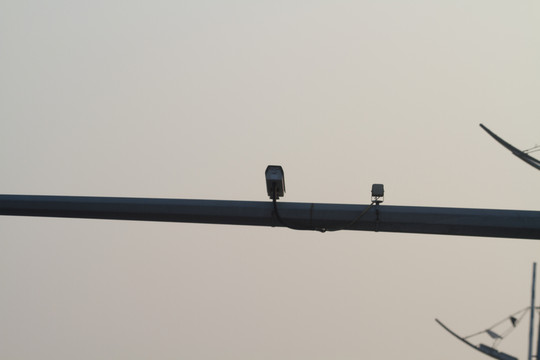交通路況監(jiān)視器