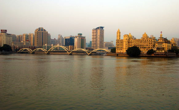 黃昏江景