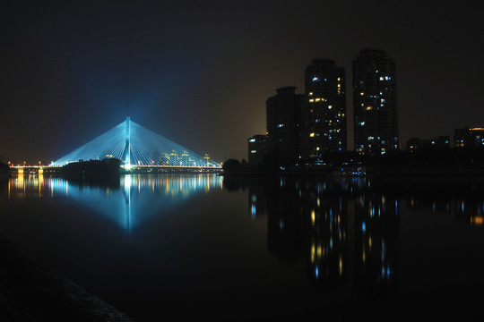 夜江濱