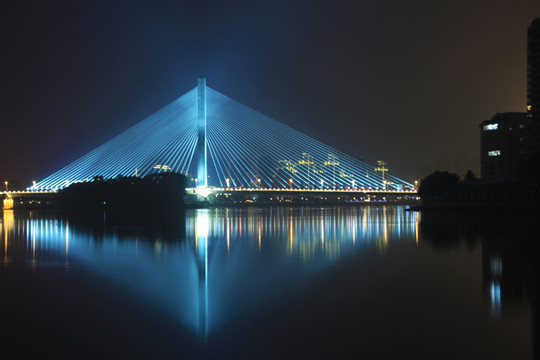 夜江濱