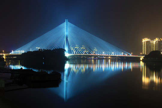 夜江濱