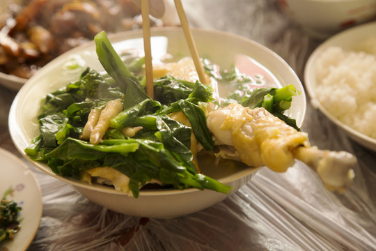 土雞湯