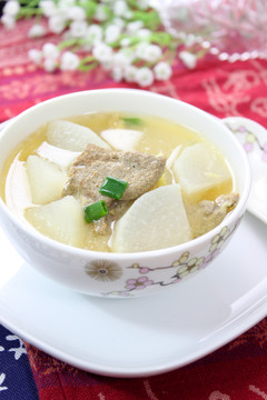 白蘿卜豬肝湯