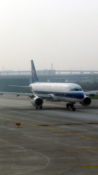 航空服務(wù) 中國航空 機場 停機