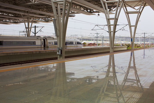 上海 虹橋火車站 動車組