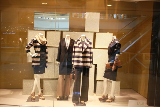 服裝店櫥窗
