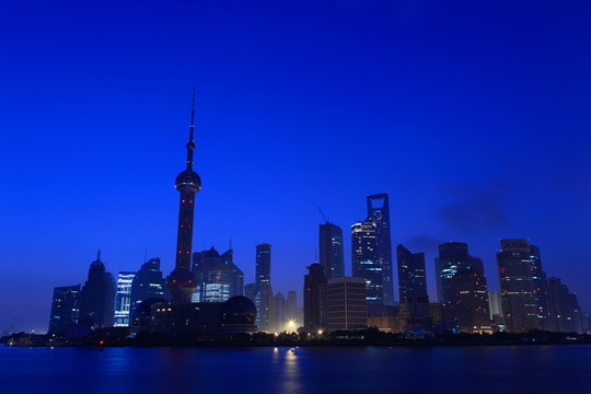上海陸家嘴黎明