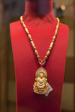 黃金飾品