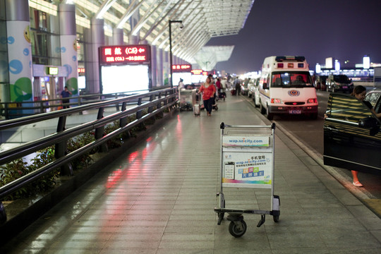 深圳機(jī)場(chǎng) 現(xiàn)代建筑 航站樓