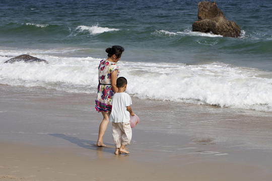 海邊 大海 海浪 沙灘 深圳