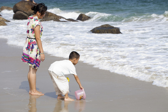 海邊 大海 海浪 沙灘 深圳