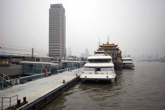 外灘觀光 游輪 碼頭 浦江游輪