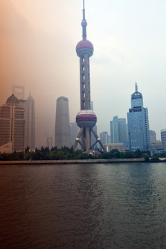 上海外灘 浦江 水面 現(xiàn)代建筑