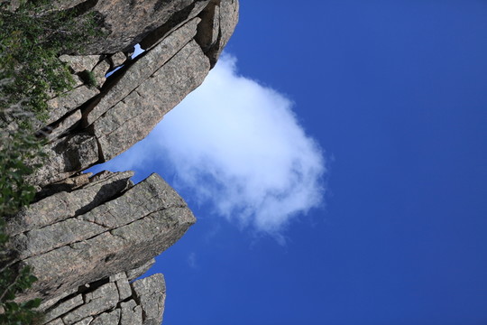 高山 藍天白云