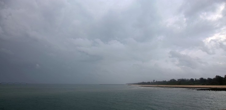 海灘風(fēng)云