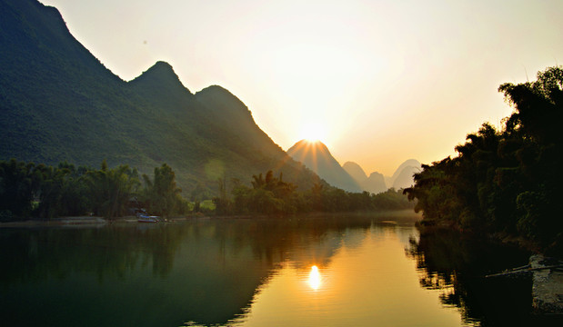 夕陽(yáng)