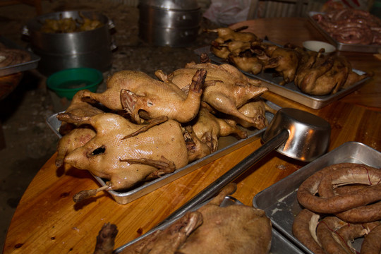 農(nóng)村婚禮 雞肉