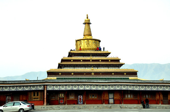 拉撲楞寺古建筑