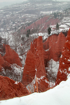 瑞雪火焰山