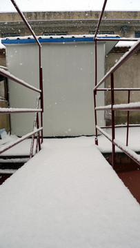 雪景 民居 百姓生活 庭院
