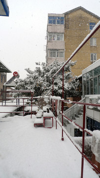 雪景 民居 百姓生活 庭院