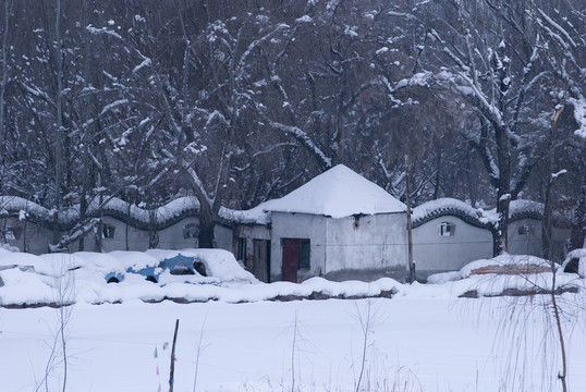 雪景 白房子