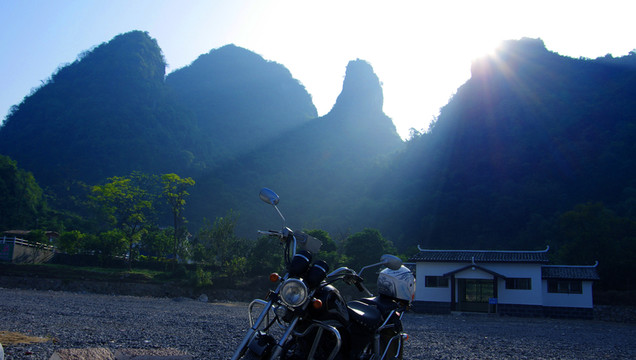 摩托車旅行