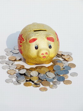 存錢罐和硬幣
