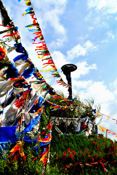 敖包經(jīng)幡哈達(dá)