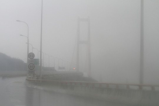 現(xiàn)代橋梁 跨海大橋 現(xiàn)代建筑