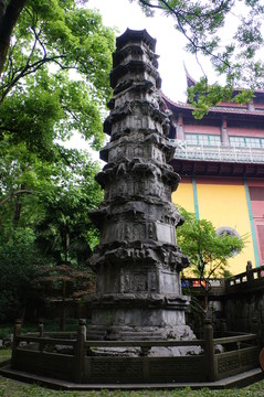 靈隱寺石塔