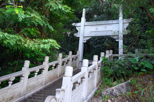 東莞旗峰公園