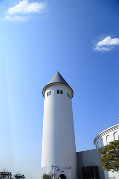 白色展望塔