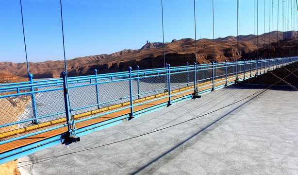 吊橋