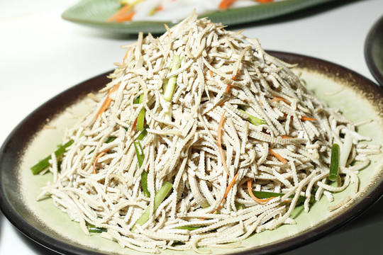 涼拌豆腐絲