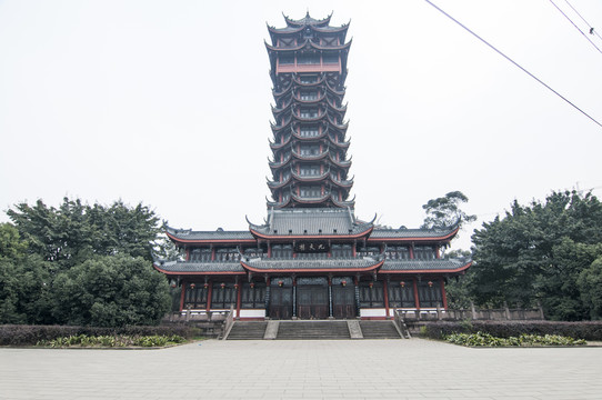 佛塔九天樓