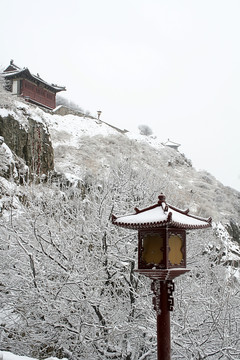 泰山雪景