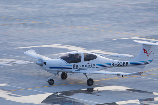 飛機(jī) 小型飛機(jī)
